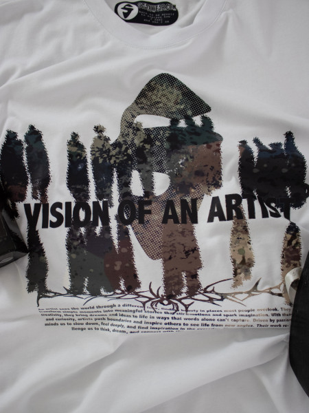 "Vision of an Artist"-Oversized Тениска (бяла)